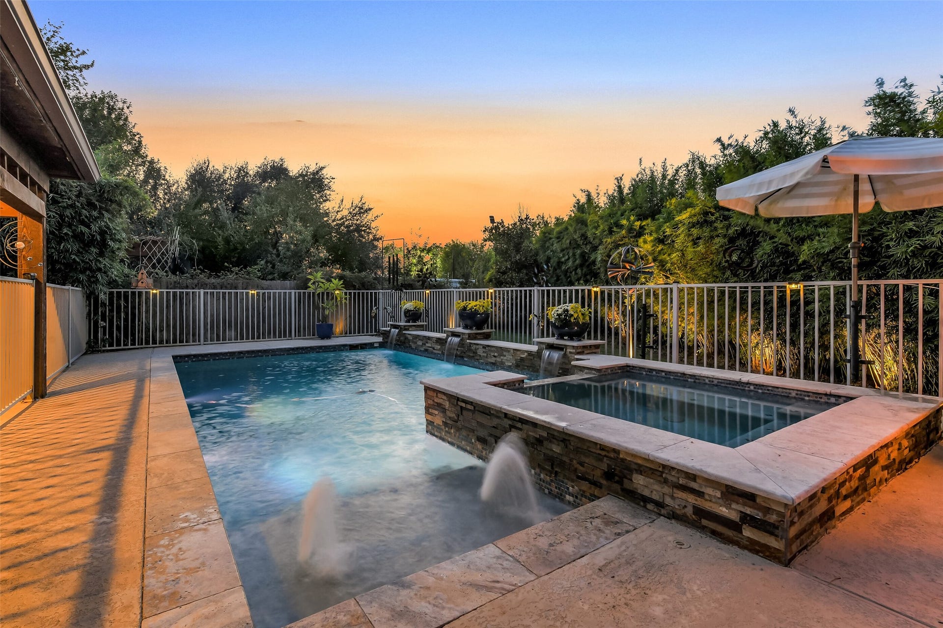 8934 Parlin Ridge Drive, Houston, TX 77040 8934 Parlin Ridge Drive, Houston, TX 77040