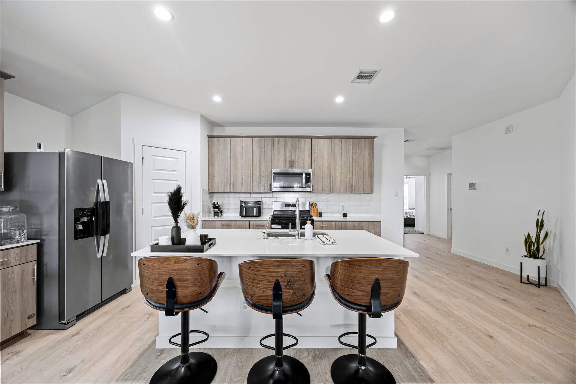 1623 Solana Drive, Fresno, TX 77545 1623 Solana Drive, Fresno, TX 77545