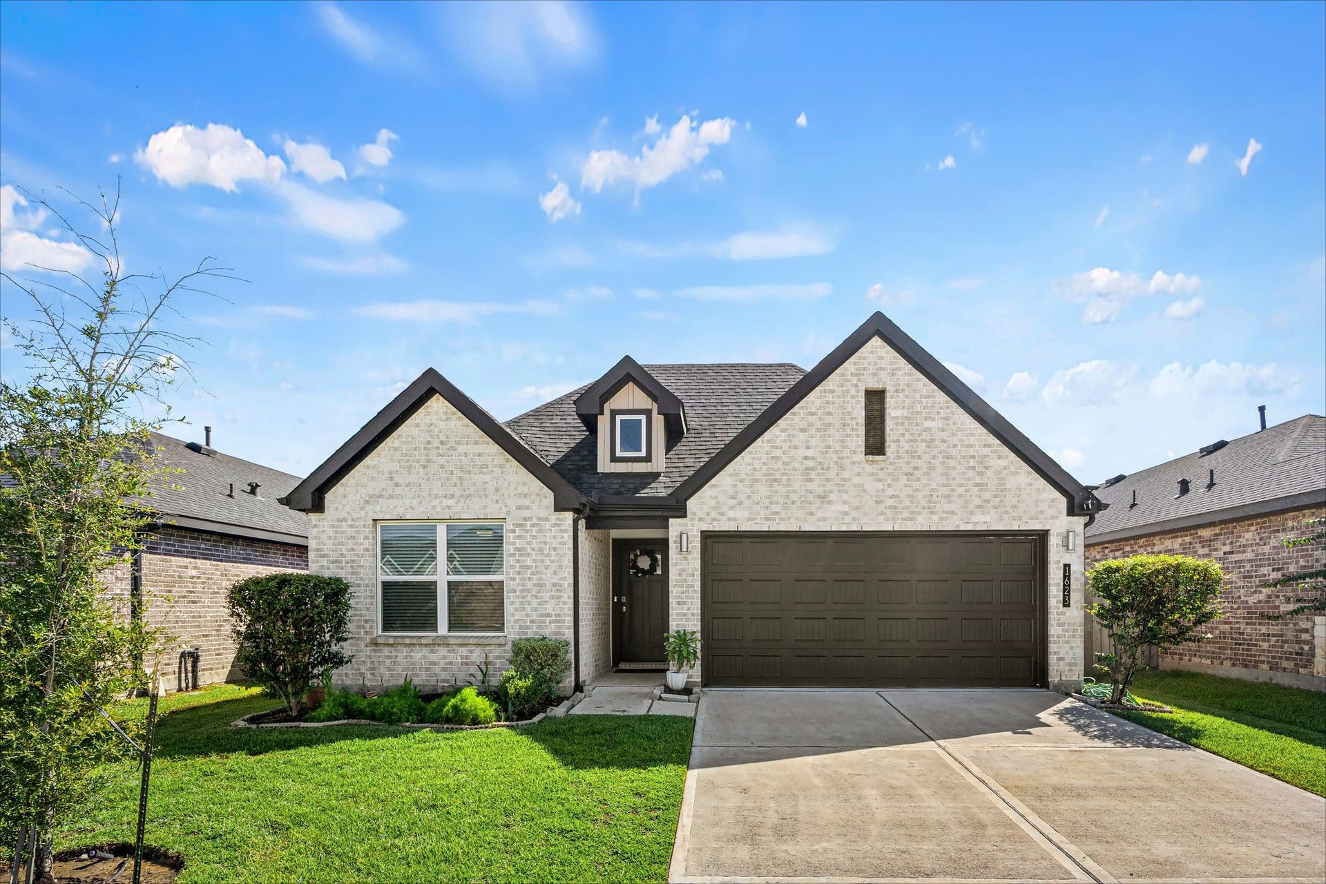 1623 Solana Drive, Fresno, TX 77545 1623 Solana Drive, Fresno, TX 77545
