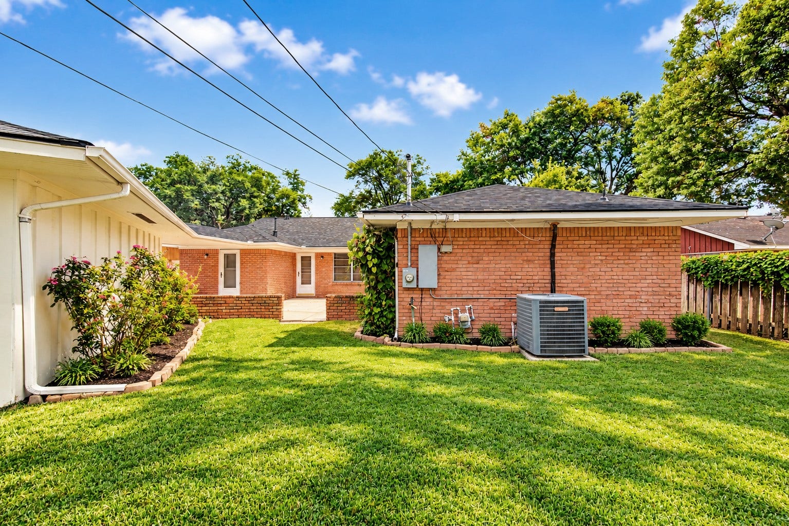 2016 San Jacinto Drive, Pasadena, TX 77502