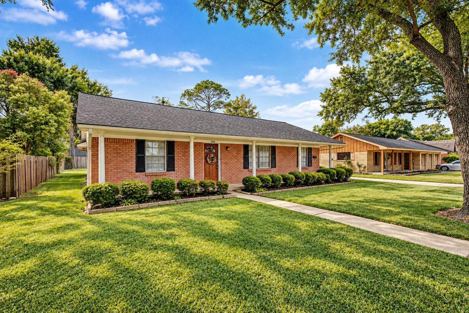 2016 San Jacinto Drive, Pasadena, TX 77502