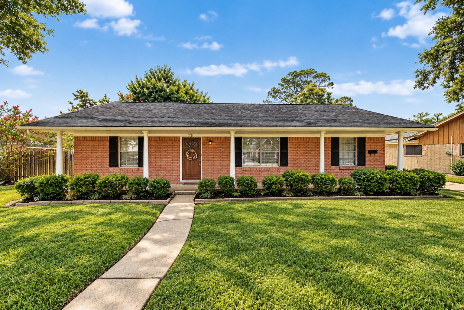 2016 San Jacinto Drive, Pasadena, TX 77502