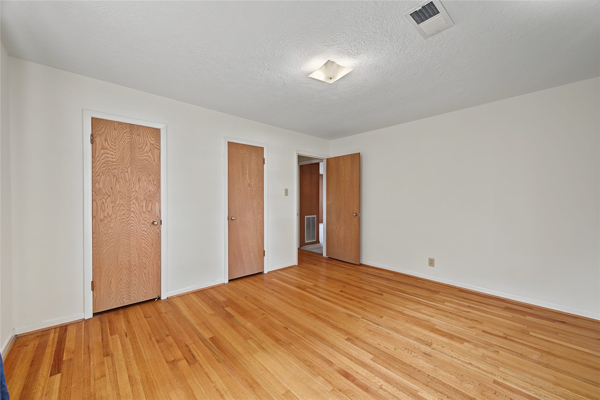2016 San Jacinto Drive, Pasadena, TX 77502
