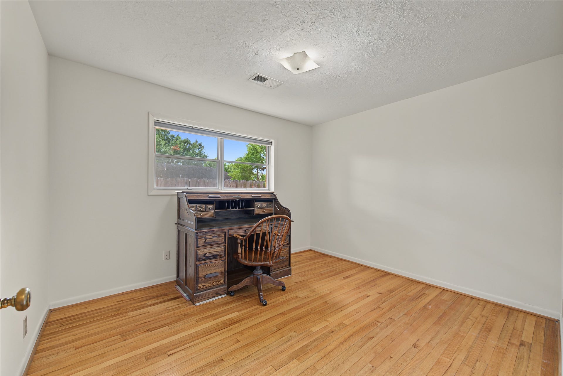 2016 San Jacinto Drive, Pasadena, TX 77502