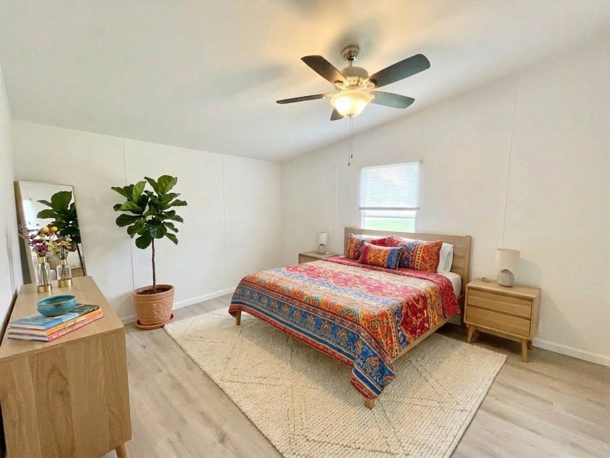 16544 Desert Star Drive, Conroe, TX 77302 Big Bright Bedroom with vaulted ceilings - enhanced staging