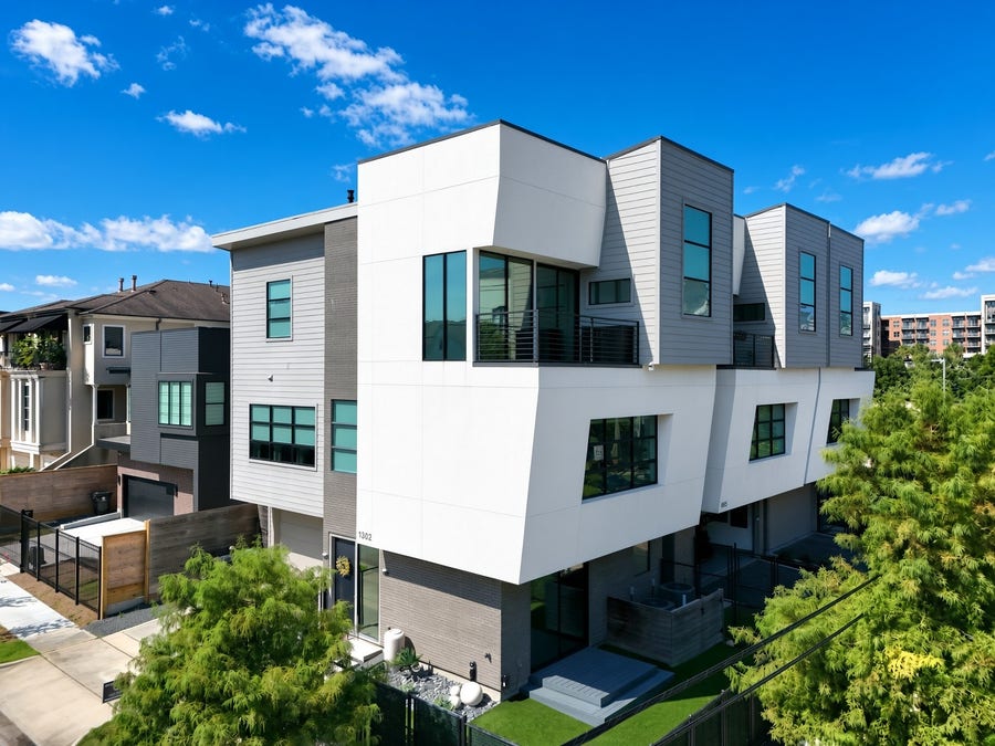 Property photo for 1302 Crocker Street, Houston, TX