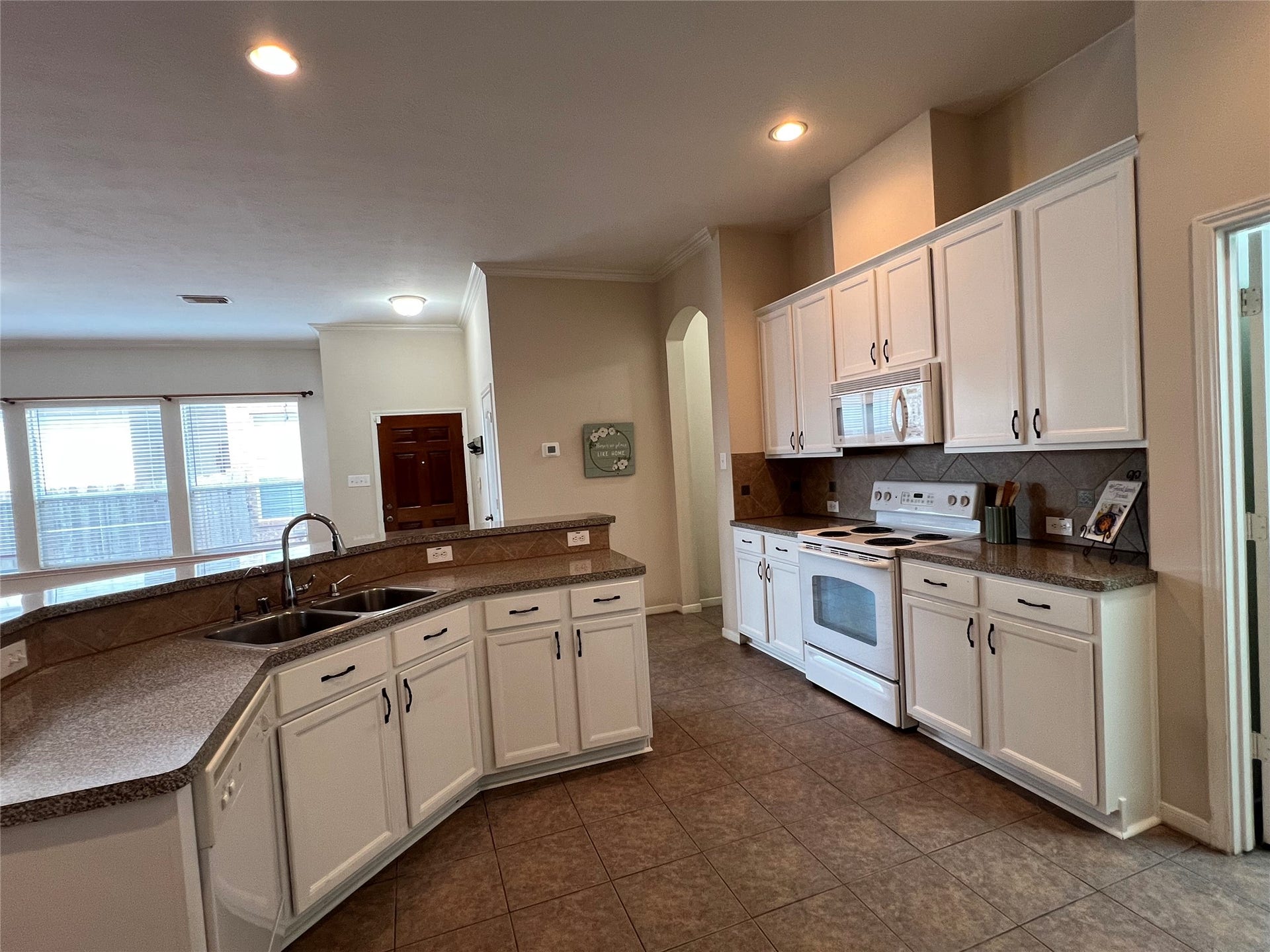 17231 Brookhollow Court Drive, Houston, TX 77084 17231 Brookhollow Court Drive, Houston, TX 77084