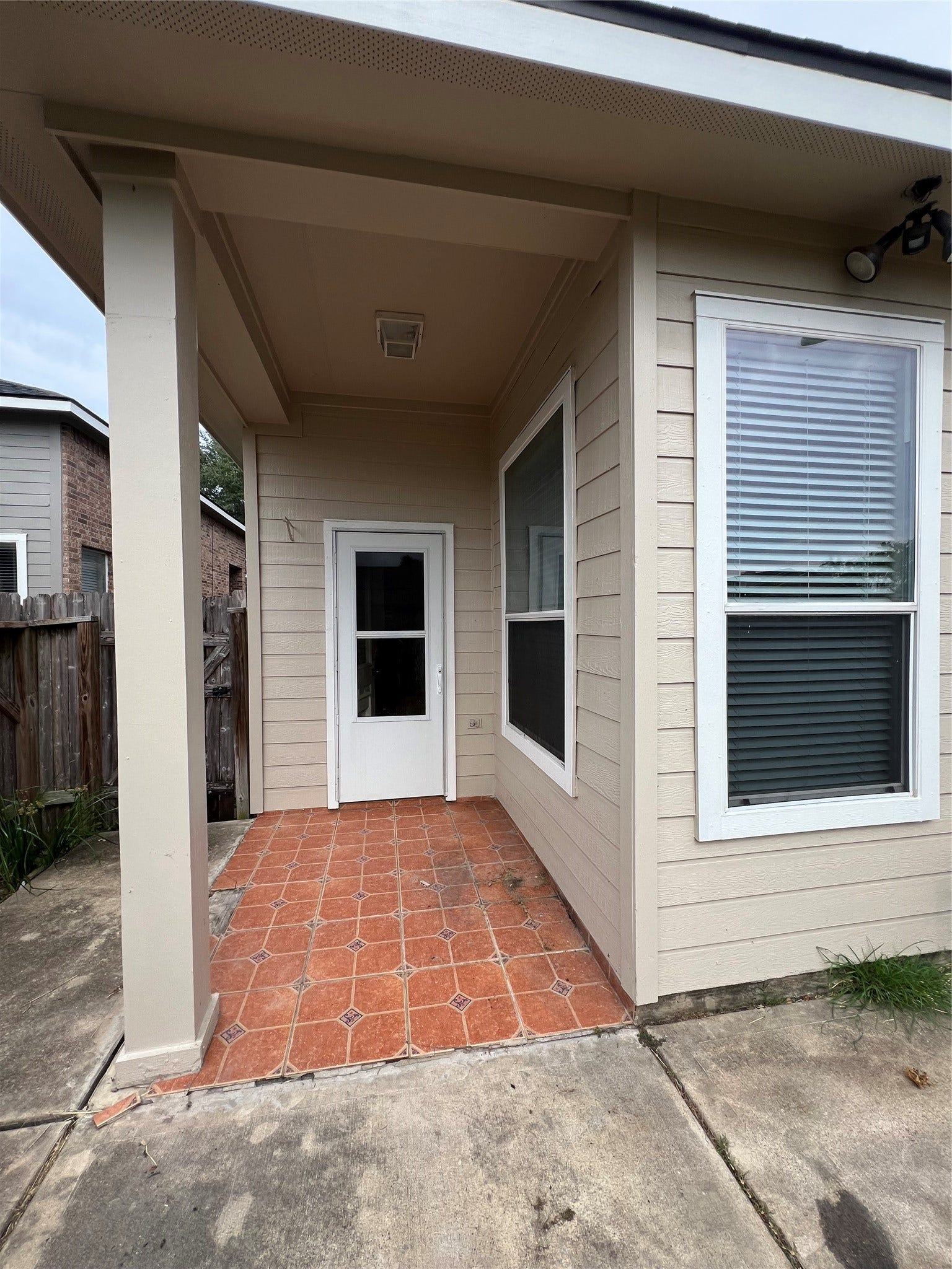 17231 Brookhollow Court Drive, Houston, TX 77084 17231 Brookhollow Court Drive, Houston, TX 77084