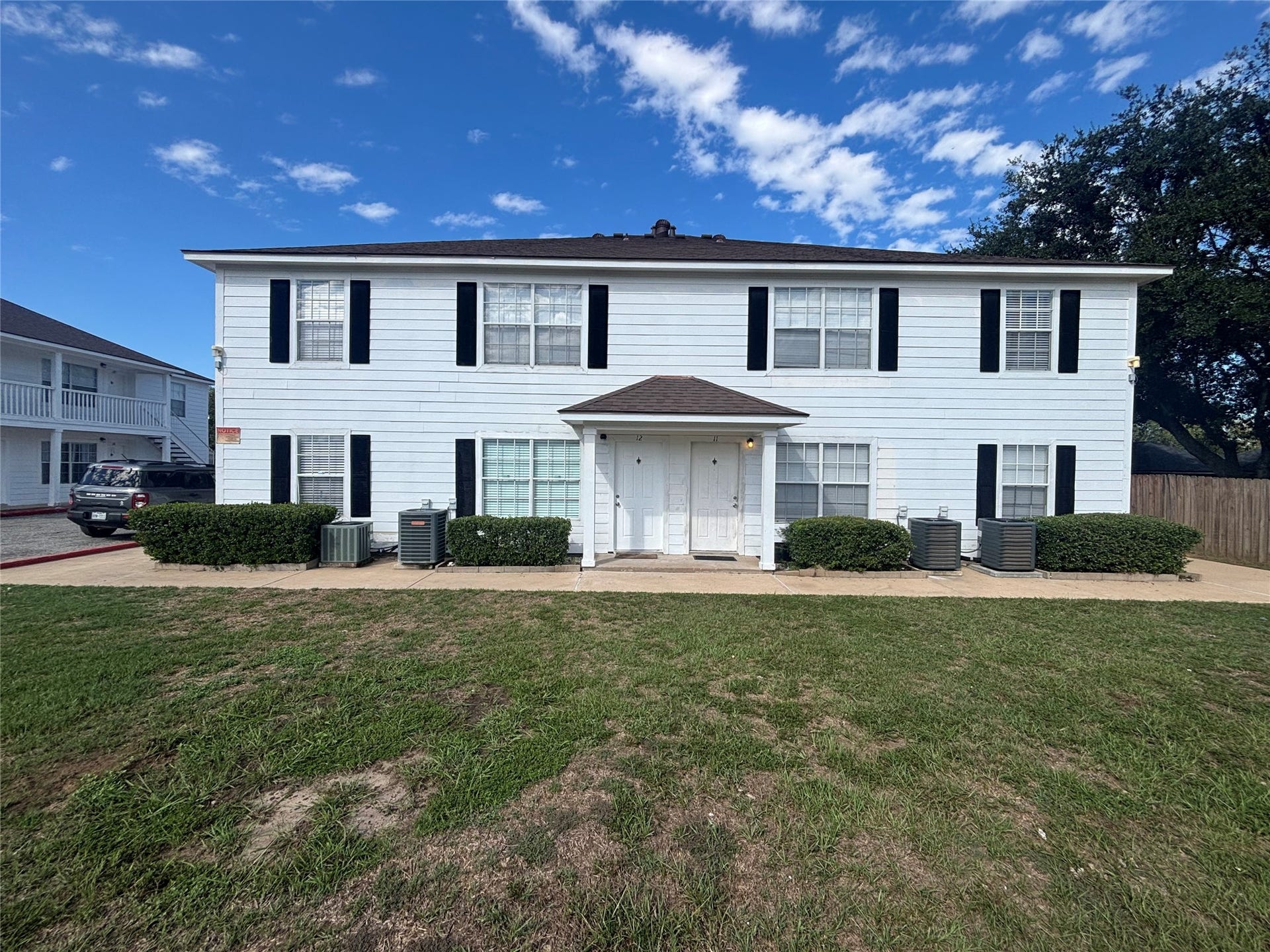 512 Hollyhock Drive, #12, Waller, TX 77484