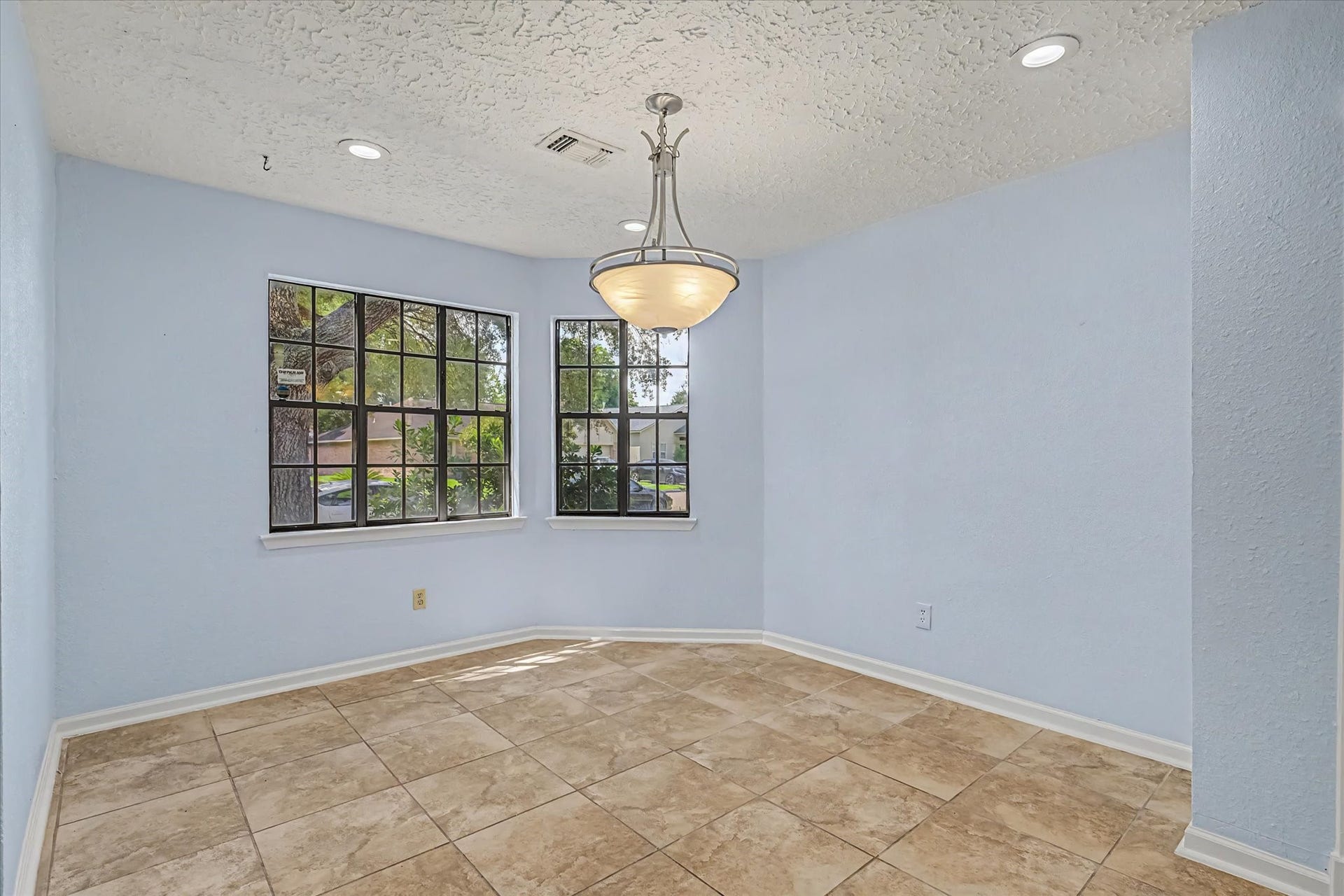 14218 Whitecross Drive, Houston, TX 77083 14218 Whitecross Drive, Houston, TX 77083
