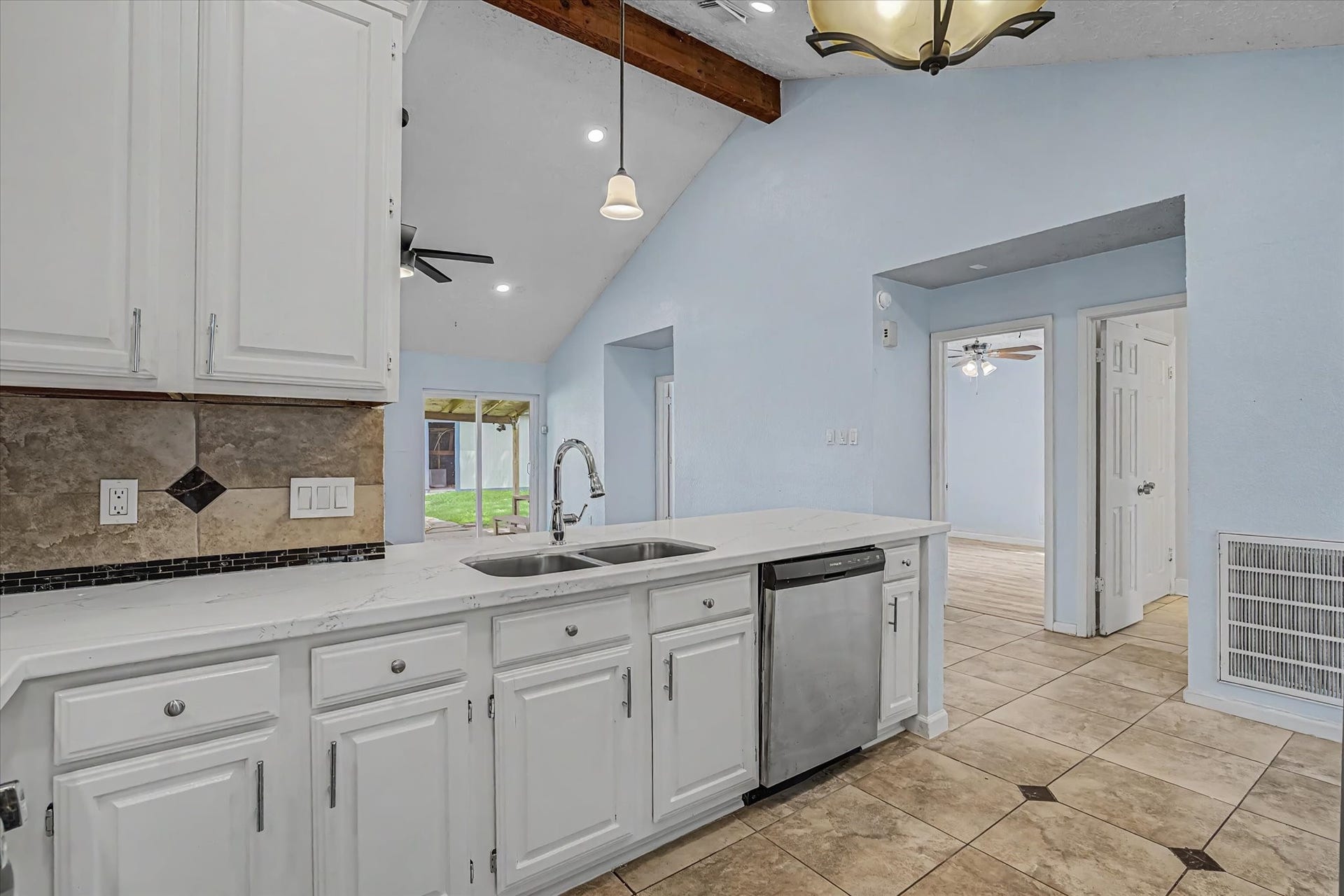 14218 Whitecross Drive, Houston, TX 77083 Granite Counter tops installed in June 2026