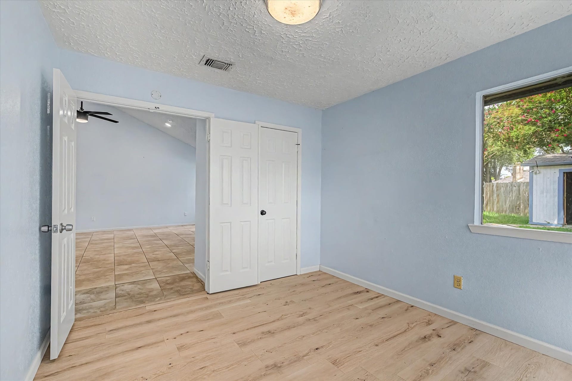 14218 Whitecross Drive, Houston, TX 77083 Bedroom