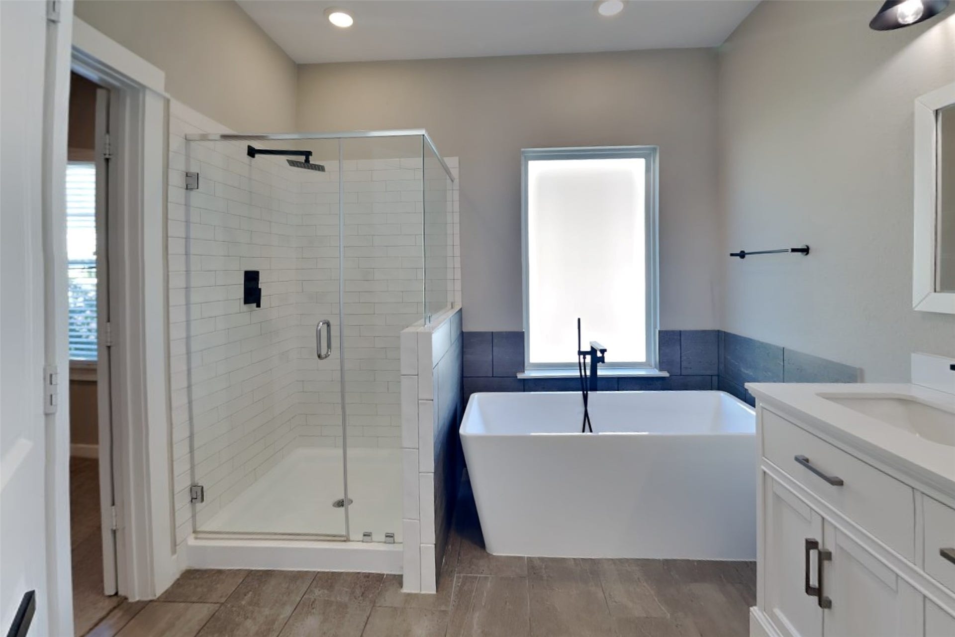 6722 Parker Oaks Lane, Houston, TX 77076