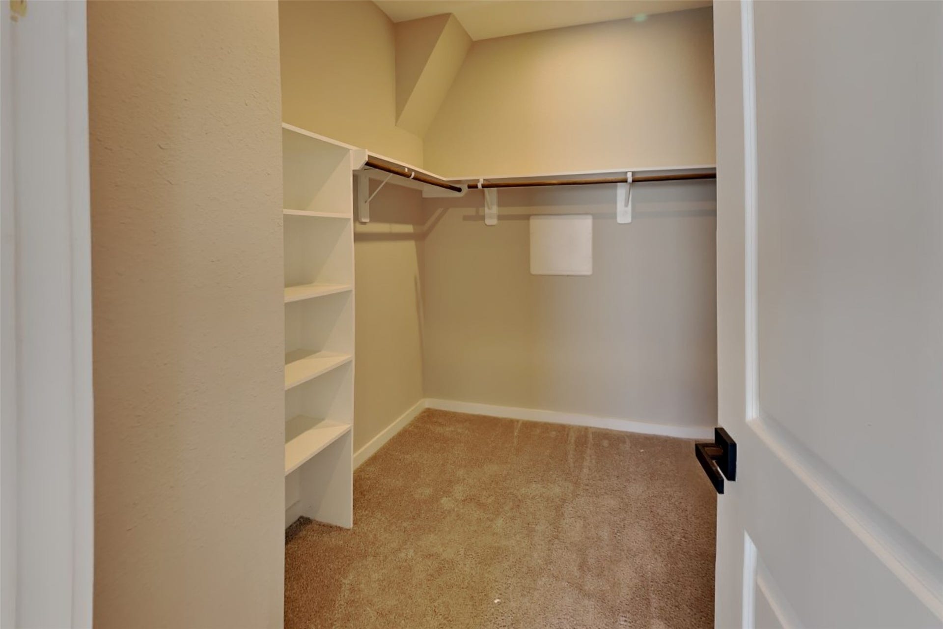 6722 Parker Oaks Lane, Houston, TX 77076