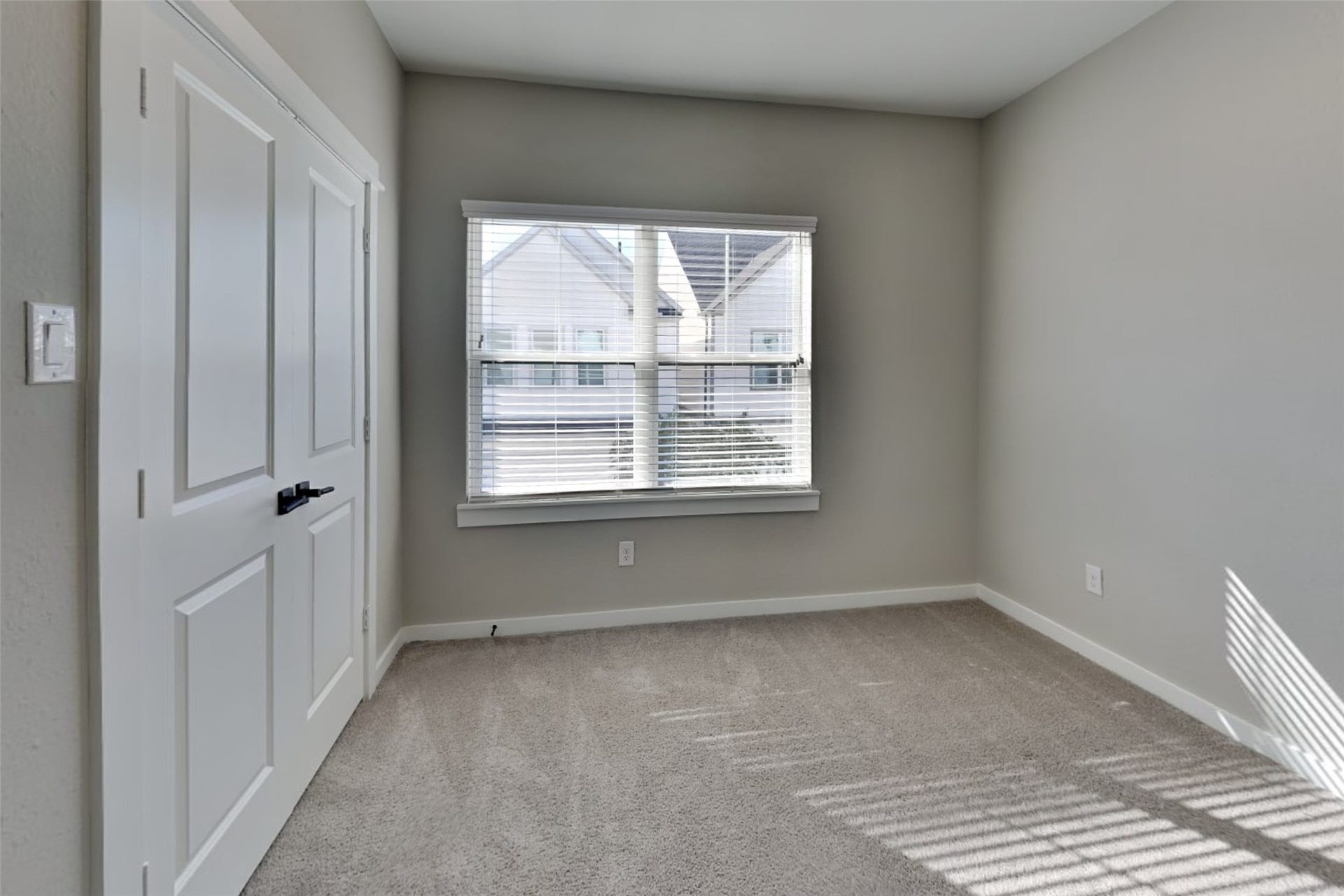 6722 Parker Oaks Lane, Houston, TX 77076