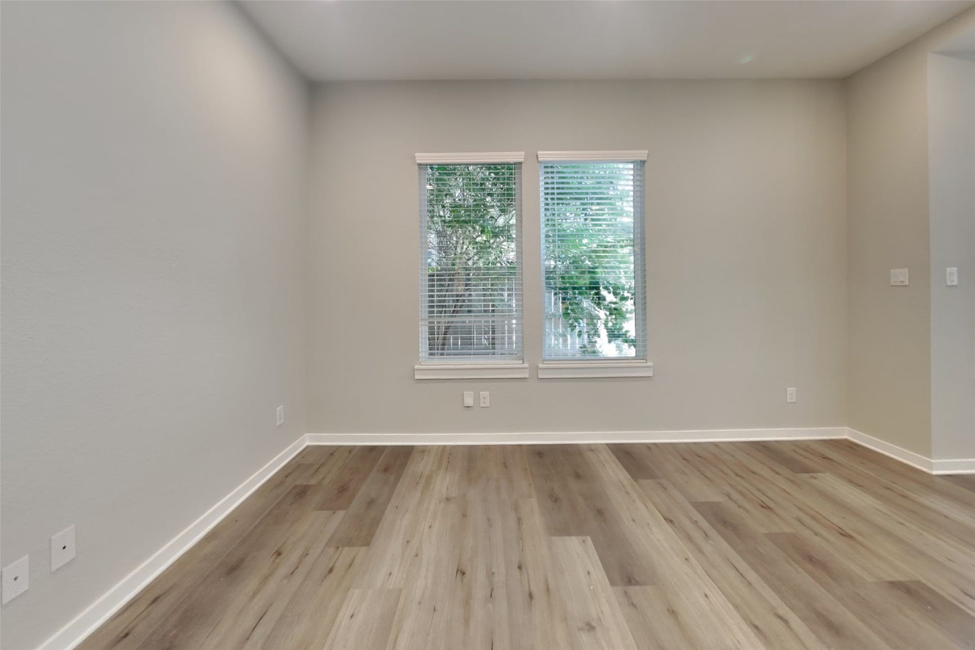 6722 Parker Oaks Lane, Houston, TX 77076