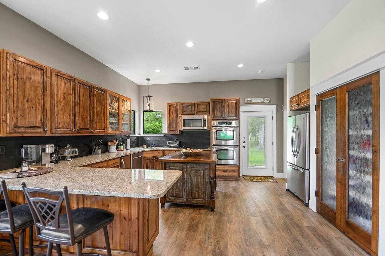 7020 Terry Lane, Fulshear, TX 77406 7020 Terry Lane, Fulshear, TX 77406