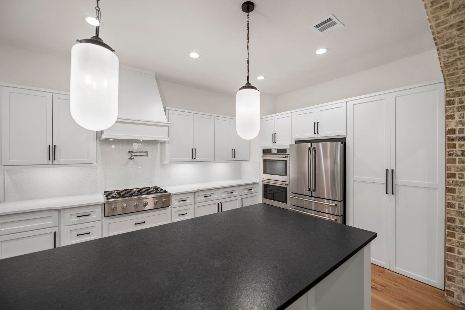 7020 Terry Lane, Fulshear, TX 77406 7020 Terry Lane, Fulshear, TX 77406