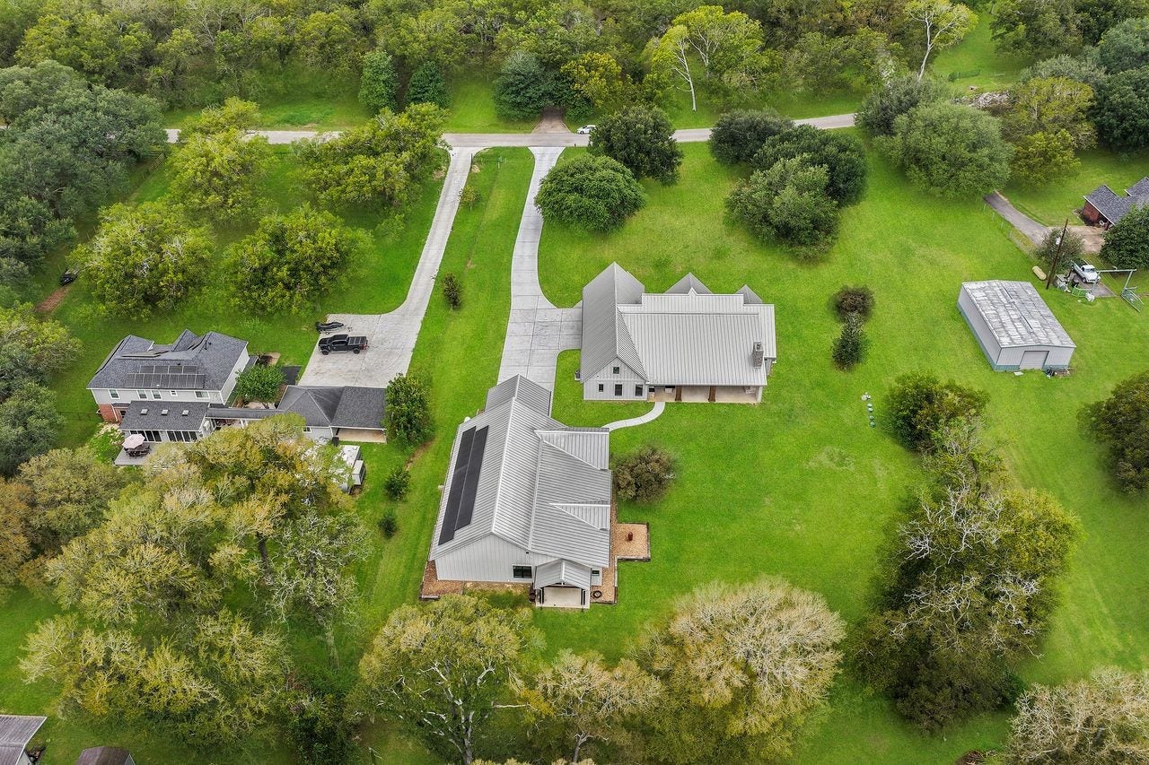 7020 Terry Lane, Fulshear, TX 77406 7020 Terry Lane, Fulshear, TX 77406