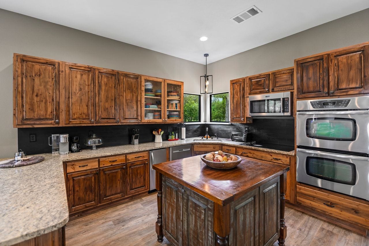 7020 Terry Lane, Fulshear, TX 77406 7020 Terry Lane, Fulshear, TX 77406