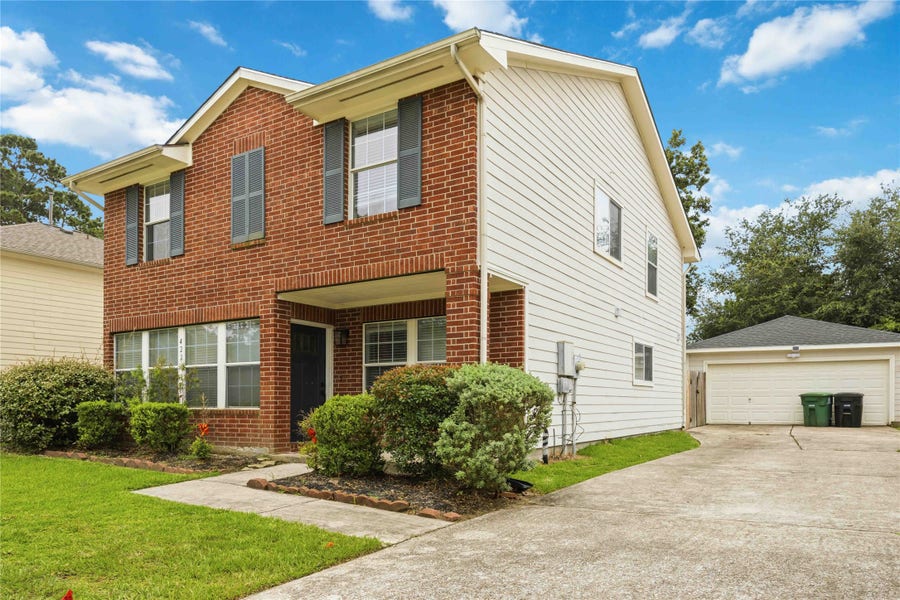 Property photo for 422 Laurel Pine Drive, Houston, TX