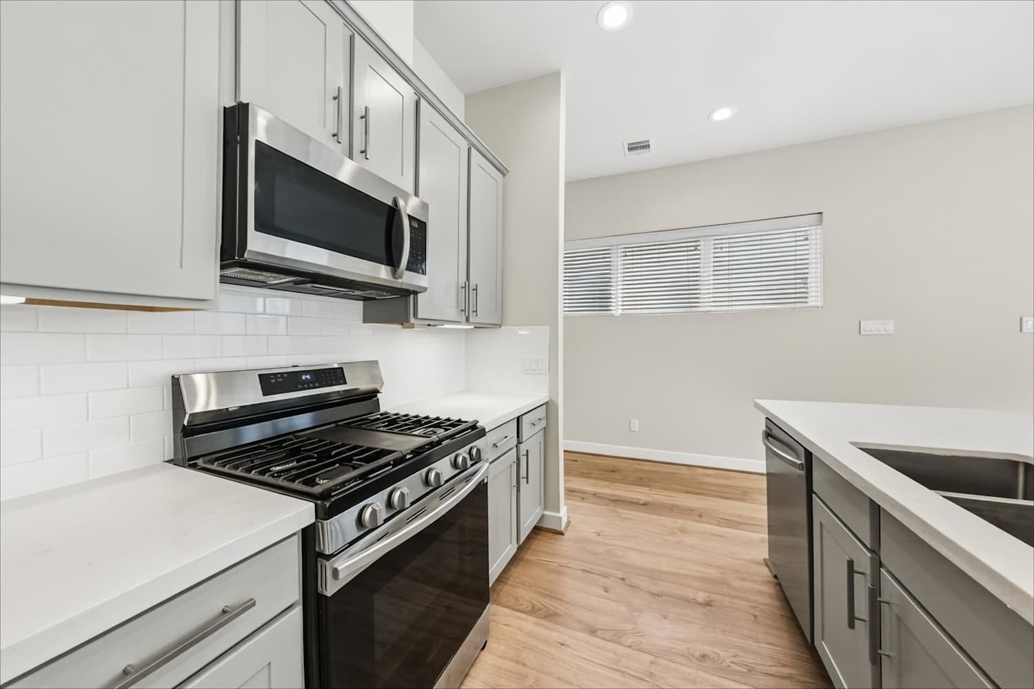 10426 Executive Lake Drive, Stafford, TX 77477