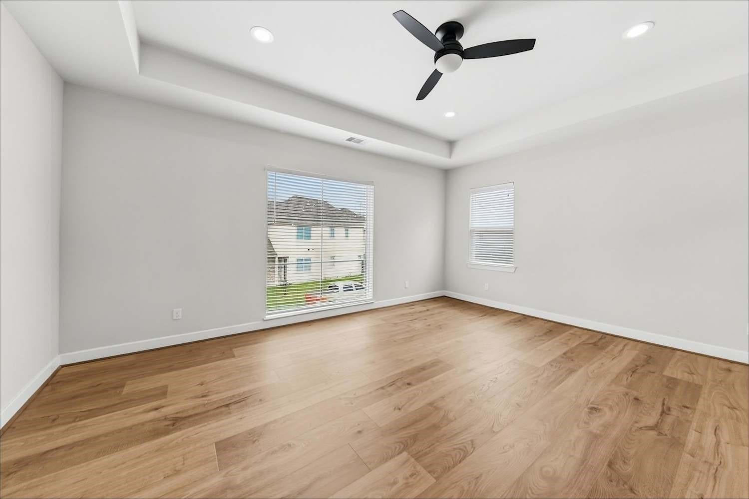 10426 Executive Lake Drive, Stafford, TX 77477
