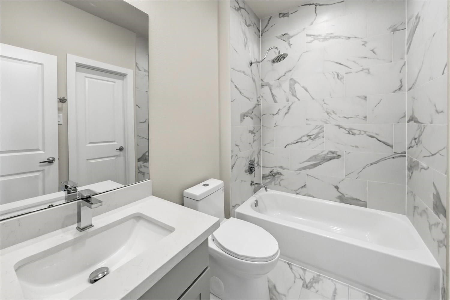 10426 Executive Lake Drive, Stafford, TX 77477
