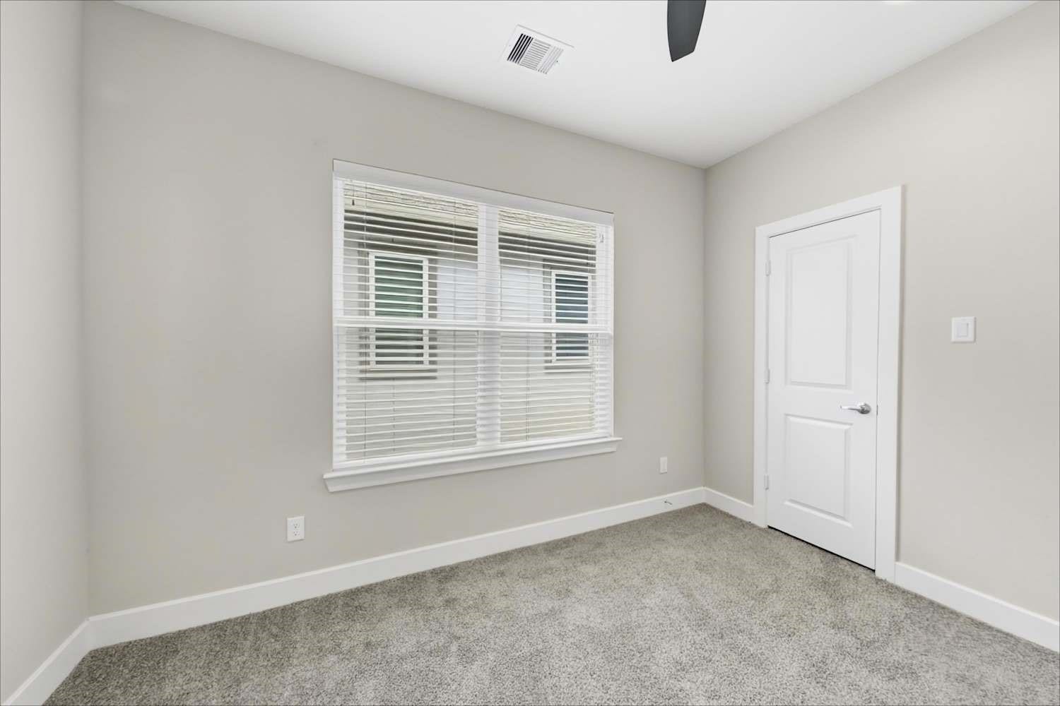 10426 Executive Lake Drive, Stafford, TX 77477