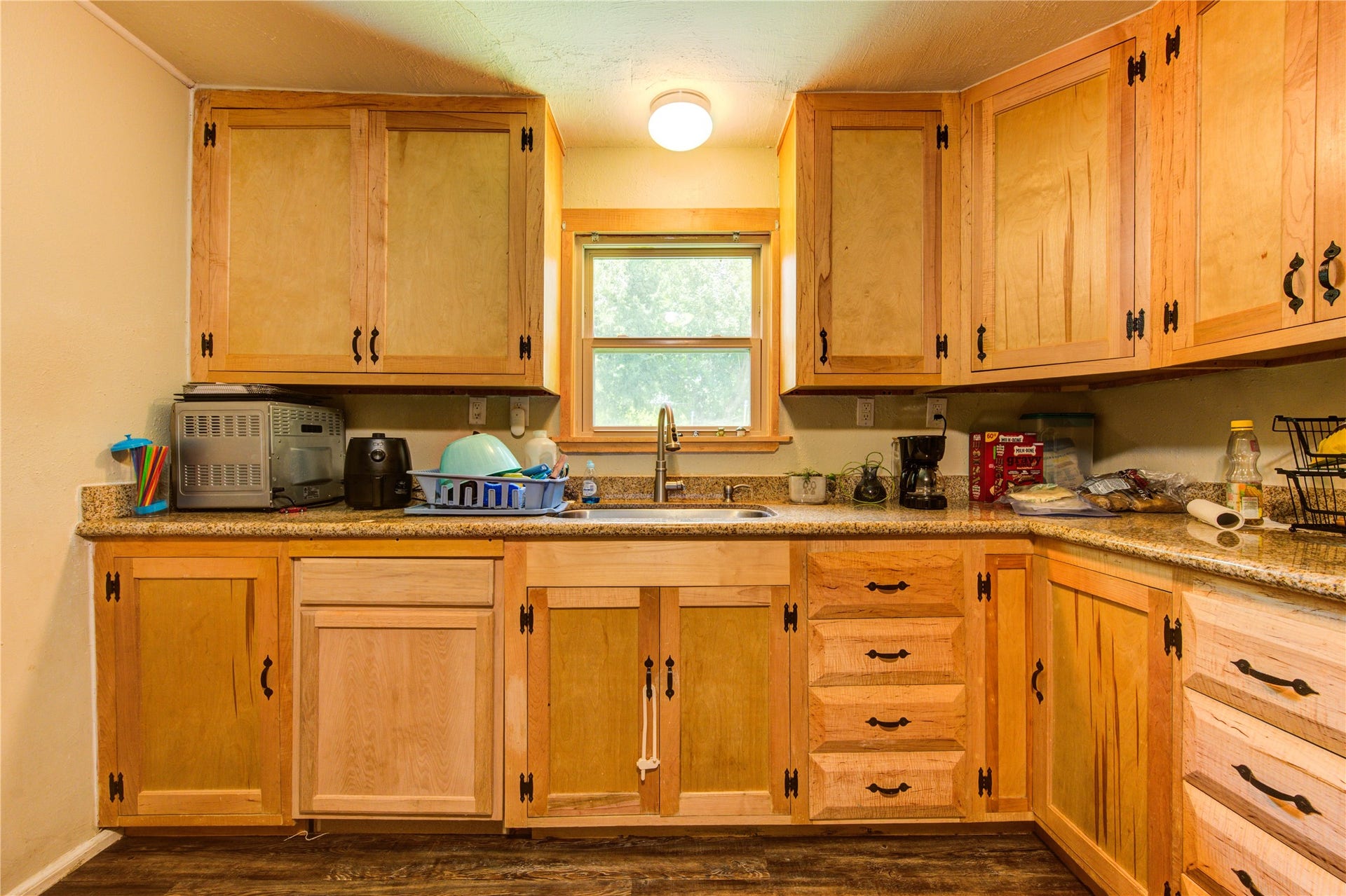 2206 Oaklawn Drive, La Marque, TX 77568 2206 Oaklawn Drive, La Marque, TX 77568