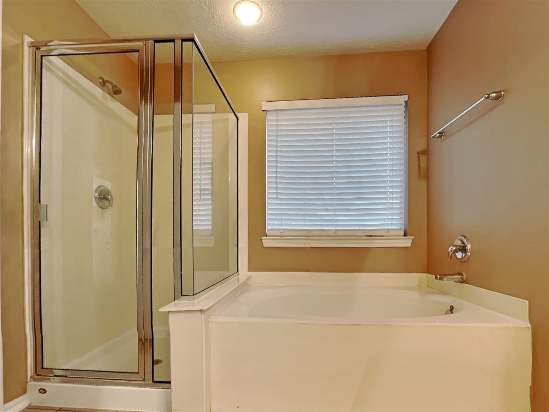 6220 Stoney Creek Drive, Pasadena, TX 77503 6220 Stoney Creek Drive, Pasadena, TX 77503