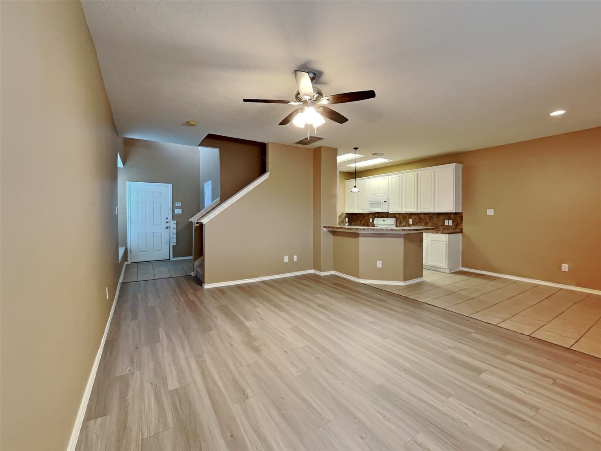 6220 Stoney Creek Drive, Pasadena, TX 77503 6220 Stoney Creek Drive, Pasadena, TX 77503
