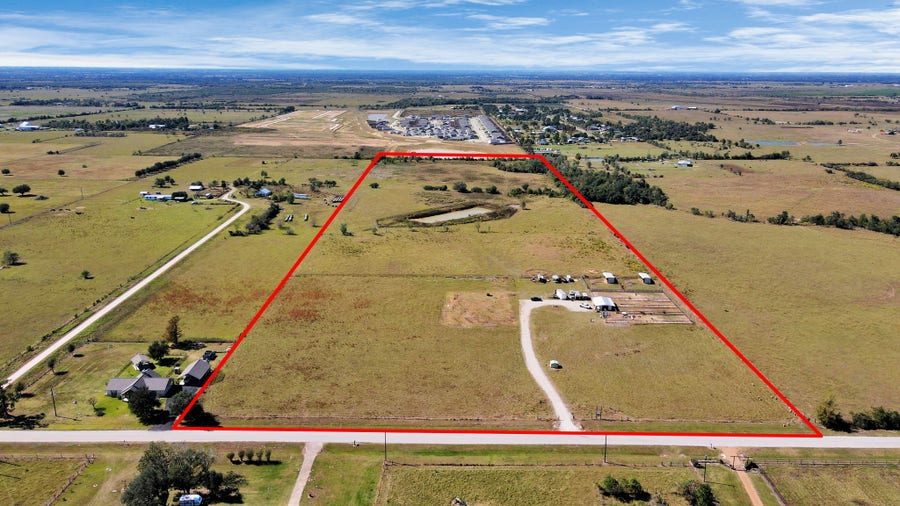 Property photo for 14793 Blinka Road, Waller, TX