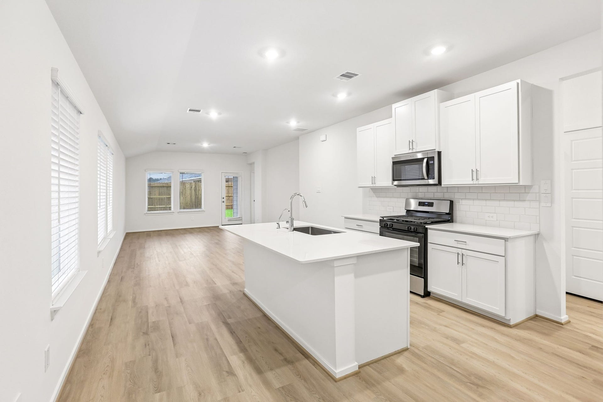 11407 Zenyatta Lane, Houston, TX 77048