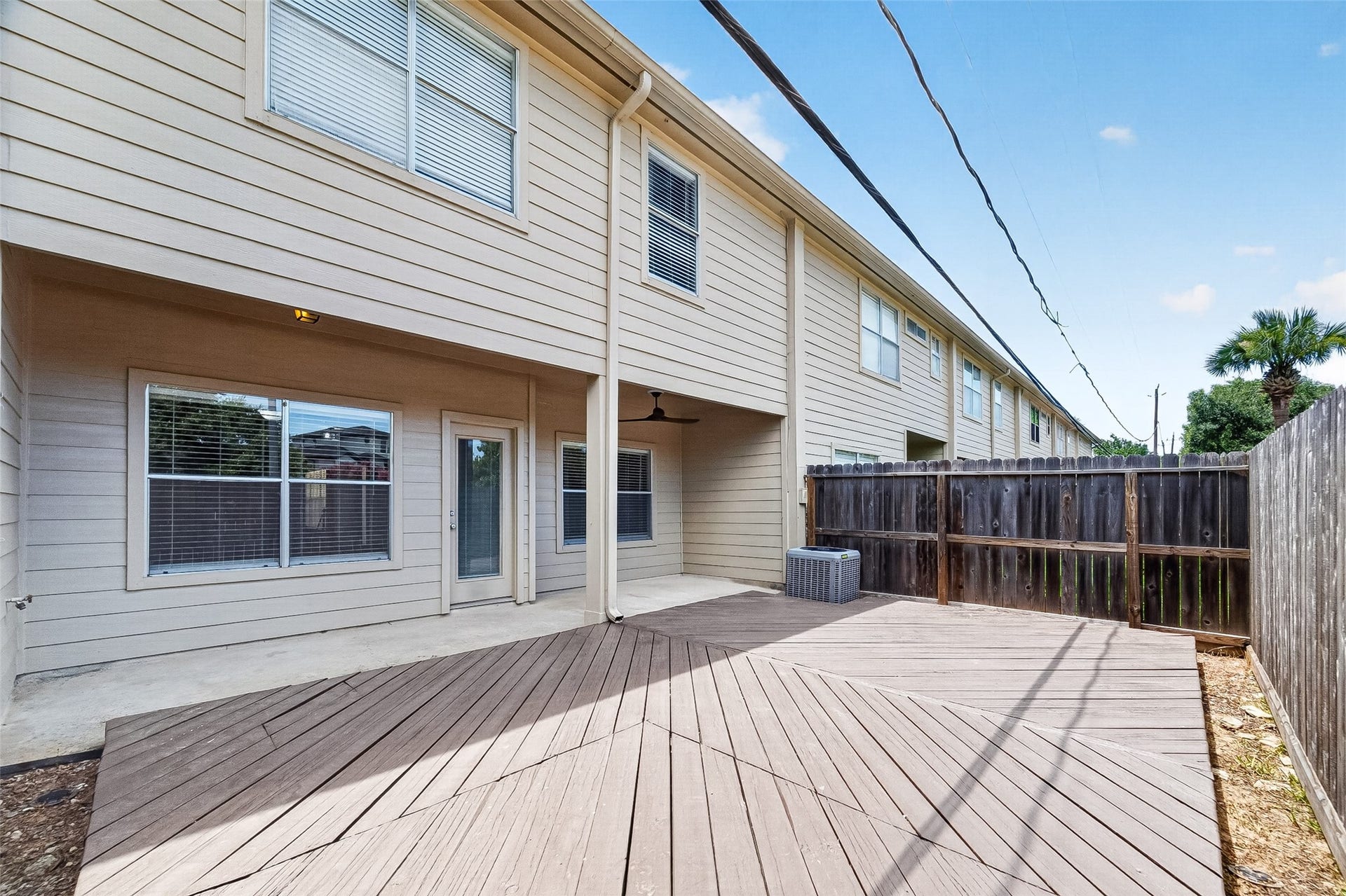 2034 Glencove Drive, Seabrook, TX 77586 Private fenced backyard with deck, great for relaxing