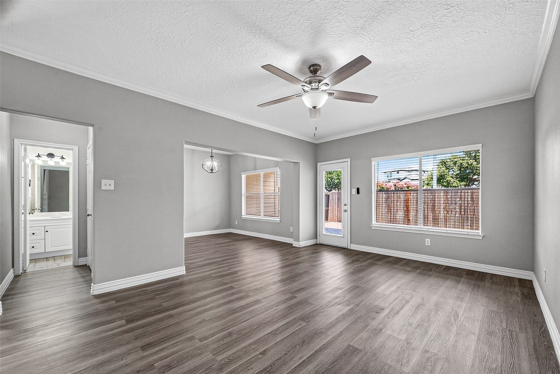2034 Glencove Drive, Seabrook, TX 77586 Open-concept layout connecting the living and dining areas