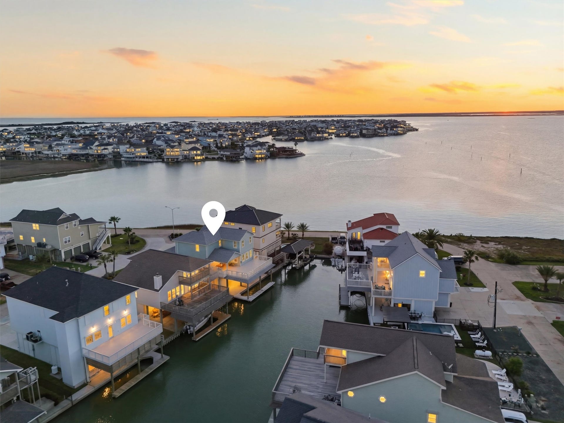 438 Amanda Circle, Tiki Island, TX 77554 Sunset lovers and boaters, this
is the one. Nestled on coveted
Tiki Island, this impeccably
maintained 2021-built canal-front
home delivers direct Jones Bay
access, a private boat slip, and
the kind of waterfront lifestyle
that makes every day feel like a
getaway.