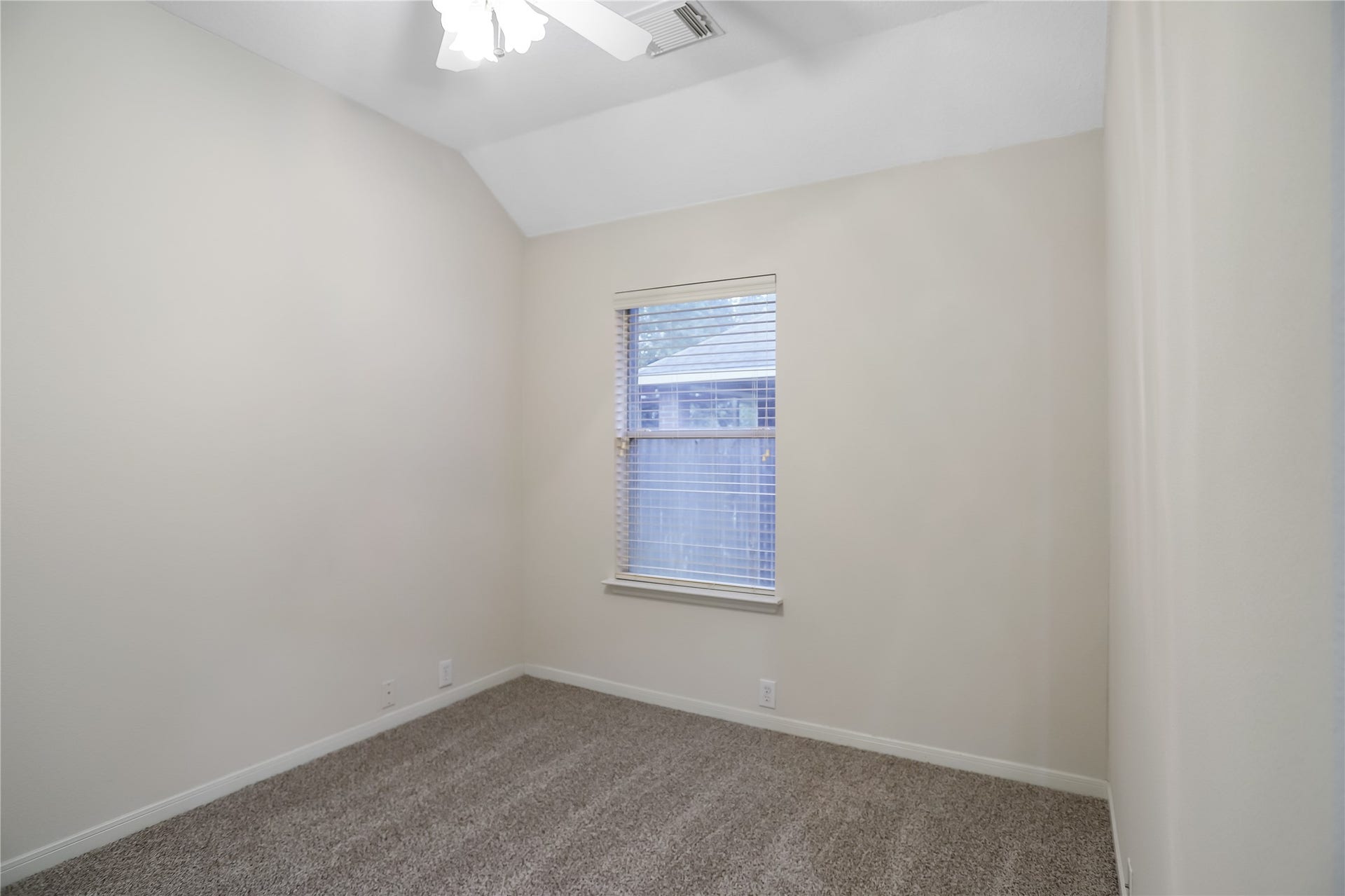 1343 Summer Terrace Drive, Sugar Land, TX 77479