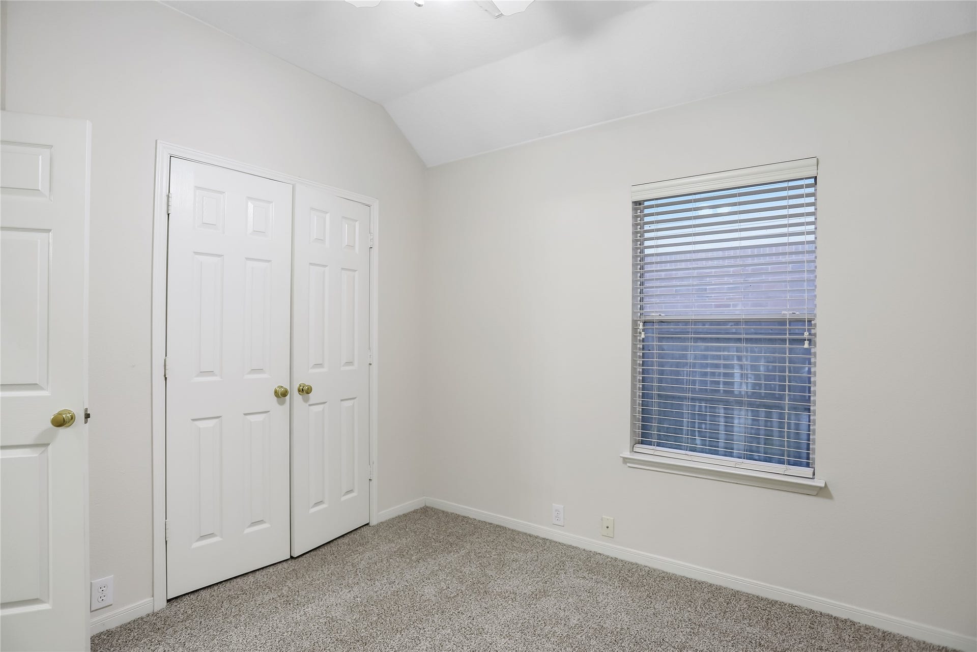 1343 Summer Terrace Drive, Sugar Land, TX 77479
