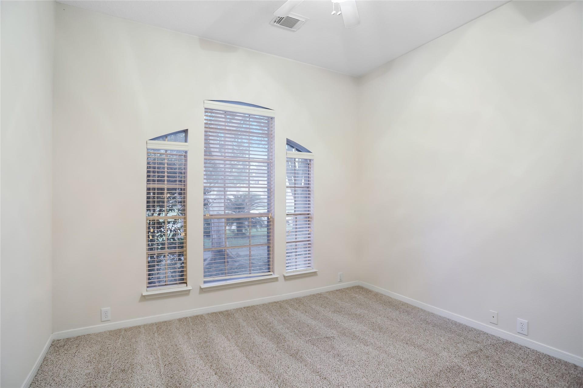 1343 Summer Terrace Drive, Sugar Land, TX 77479