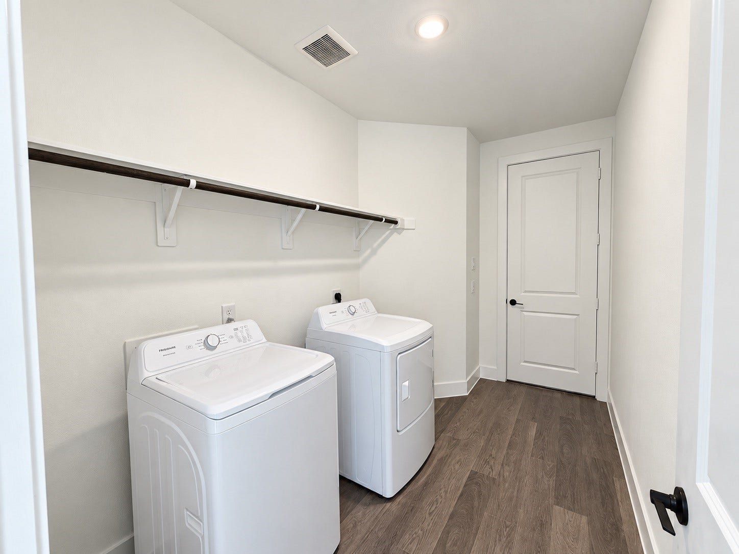 3411 Summercrisp Hollow Lane, Pearland, TX 77581 3411 Summercrisp Hollow Lane, Pearland, TX 77581