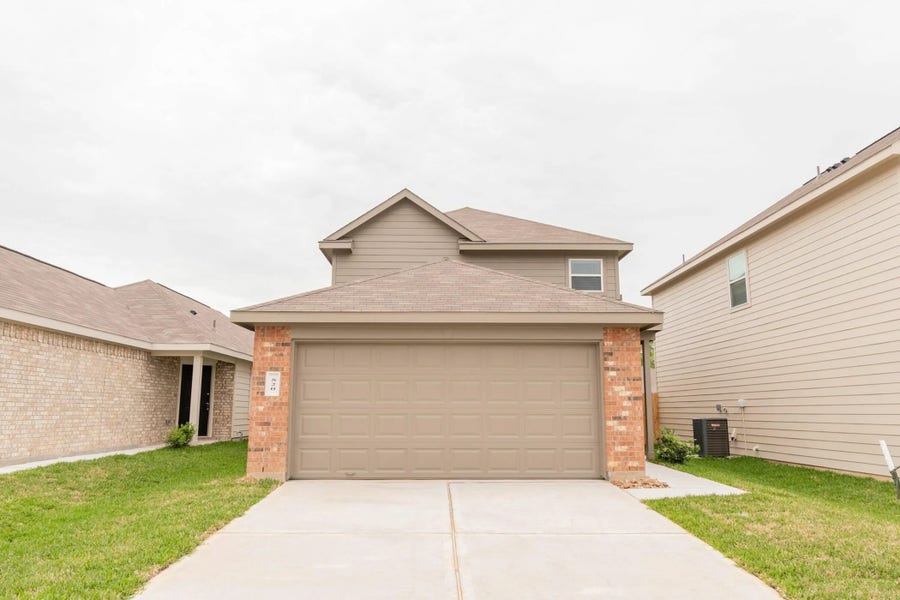 Property photo for 520 Meadow Park Lane, Willis, TX
