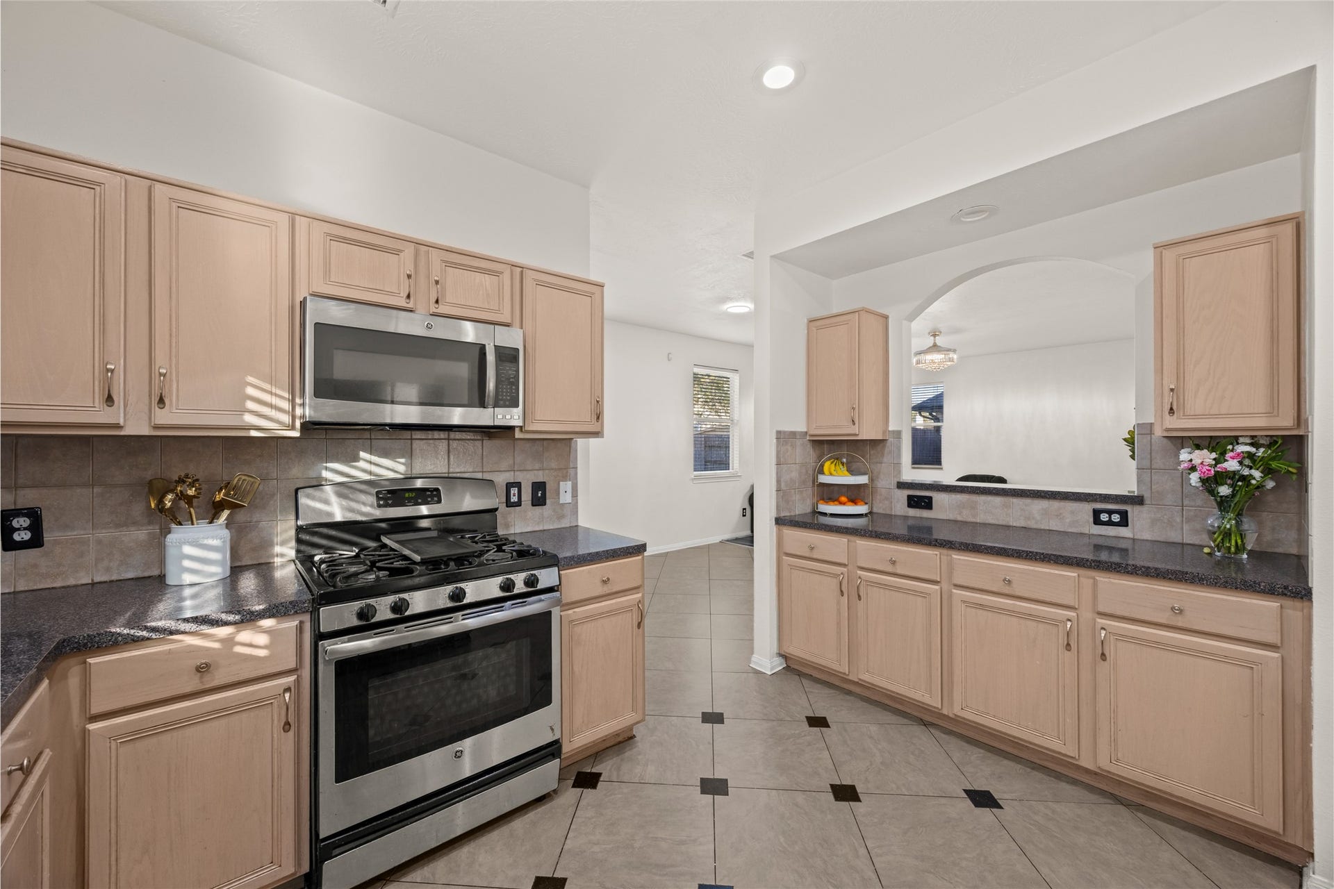 2202 Chelsea Vale Drive, Fresno, TX 77545 2202 Chelsea Vale Drive, Fresno, TX 77545
