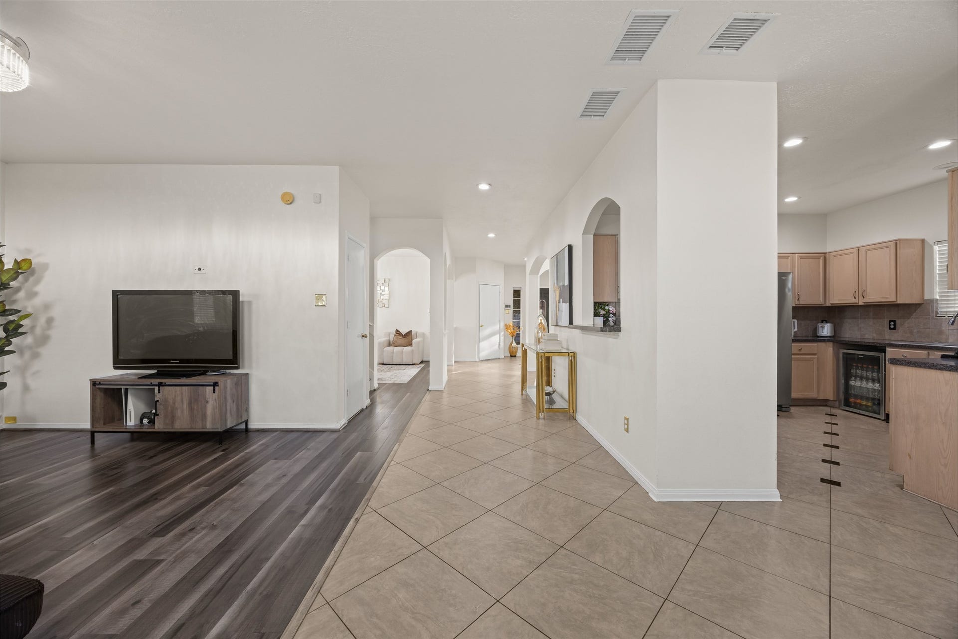 2202 Chelsea Vale Drive, Fresno, TX 77545 2202 Chelsea Vale Drive, Fresno, TX 77545