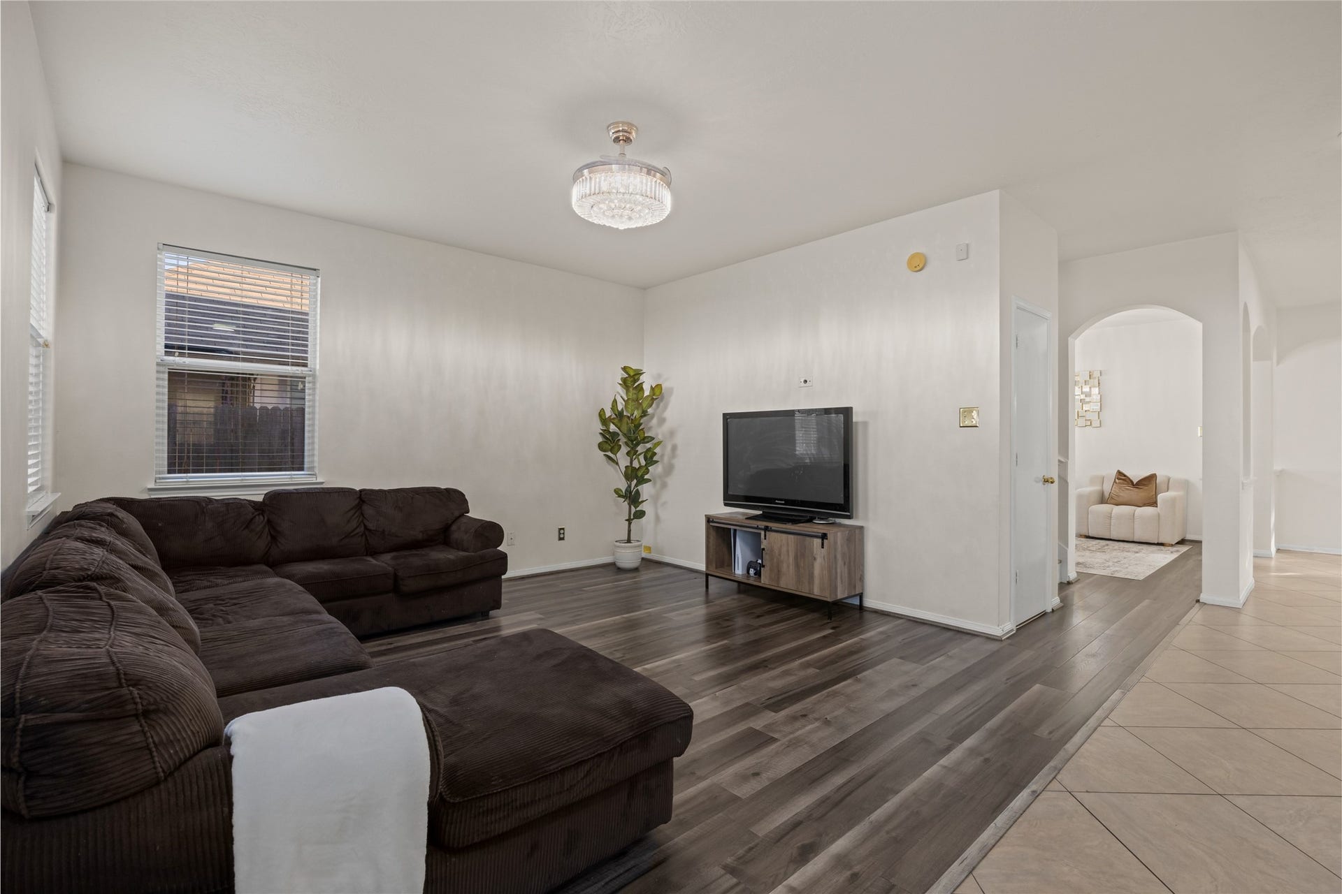 2202 Chelsea Vale Drive, Fresno, TX 77545 2202 Chelsea Vale Drive, Fresno, TX 77545