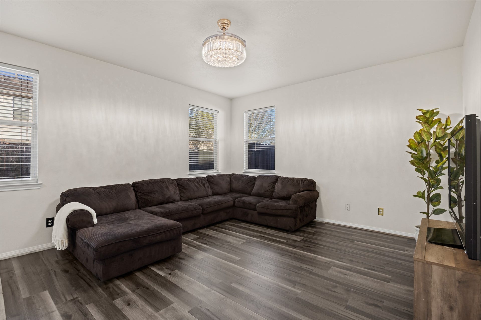 2202 Chelsea Vale Drive, Fresno, TX 77545 2202 Chelsea Vale Drive, Fresno, TX 77545