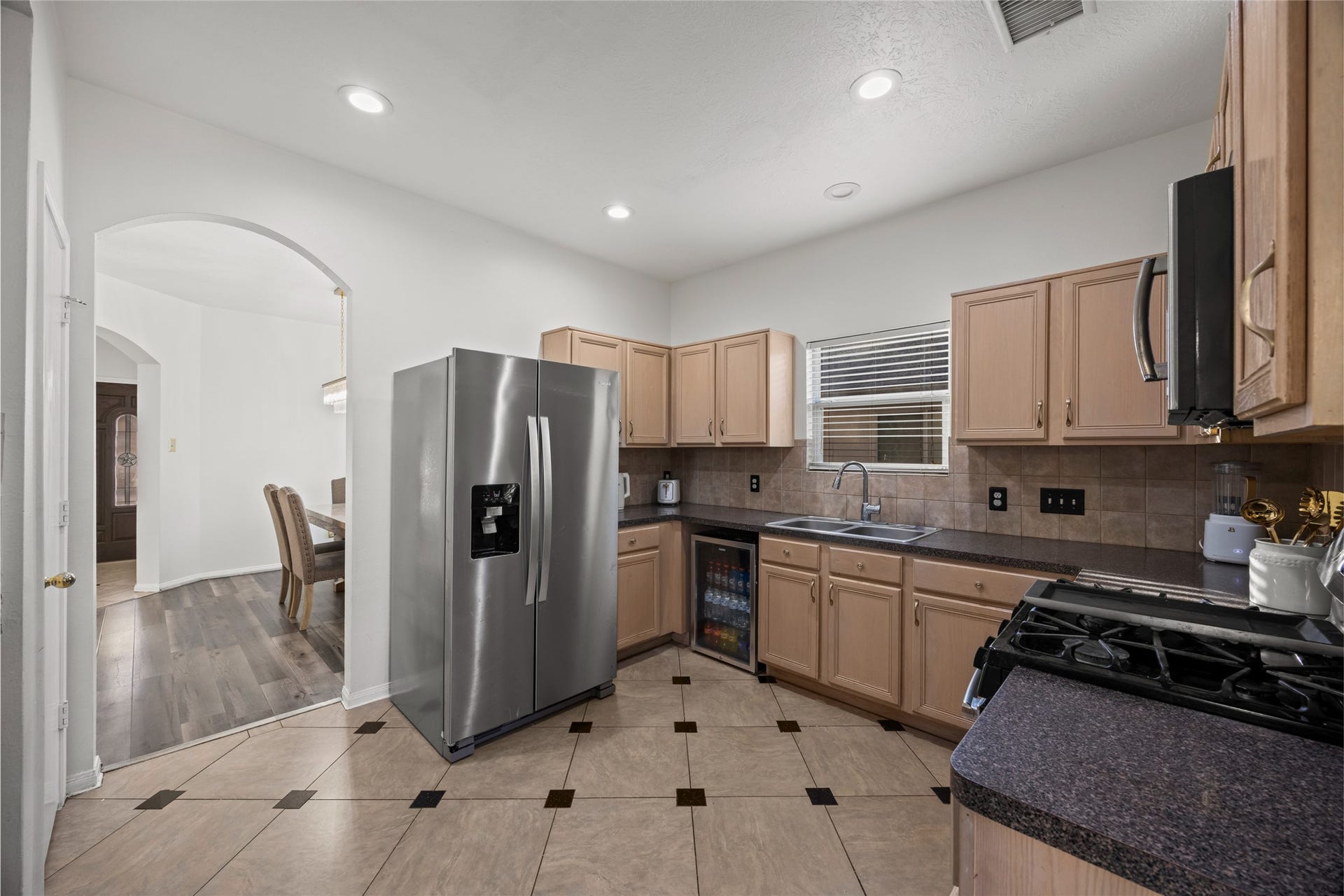 2202 Chelsea Vale Drive, Fresno, TX 77545 2202 Chelsea Vale Drive, Fresno, TX 77545