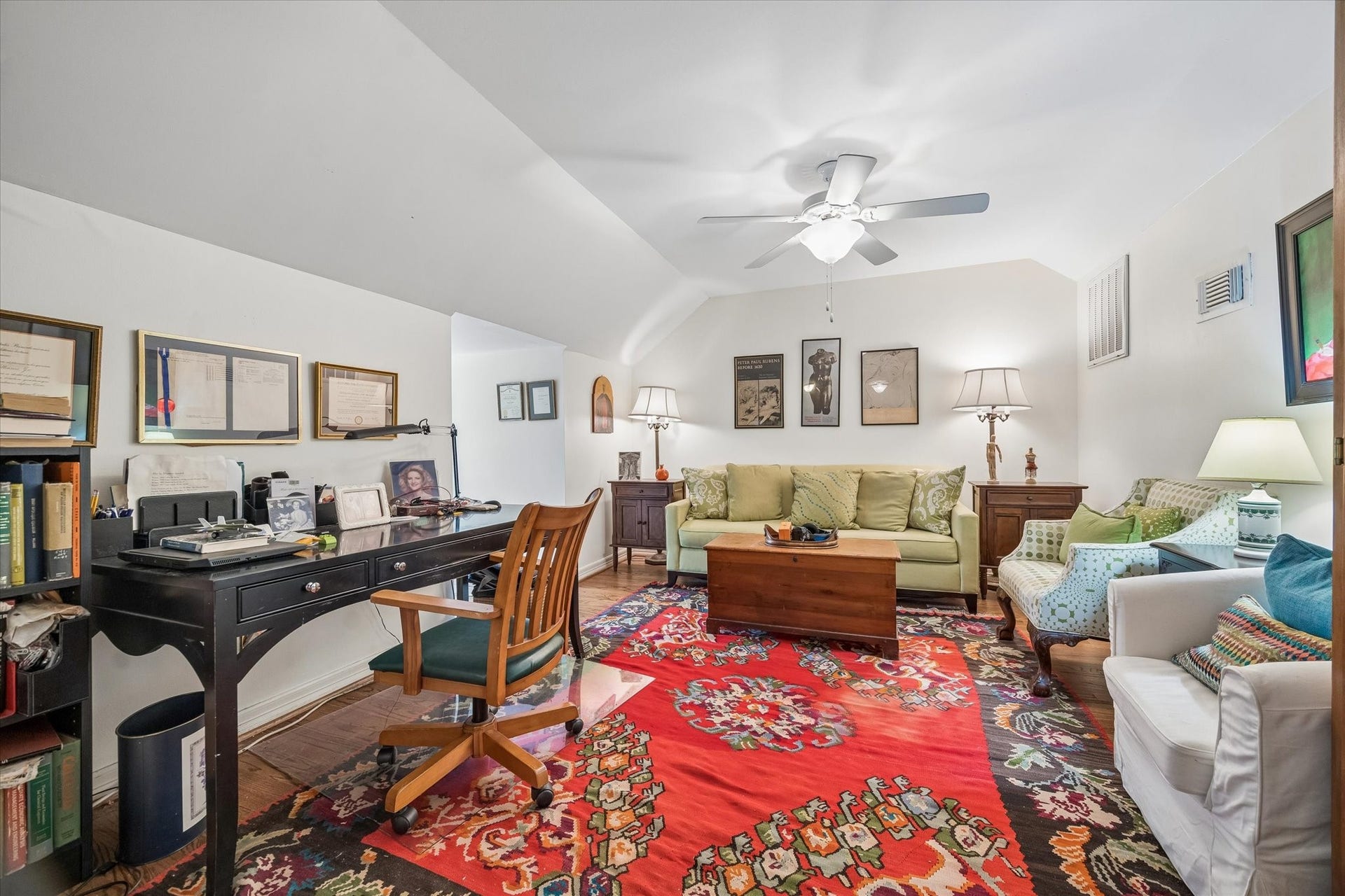 2120 Potomac Drive, #A, Houston, TX 77057 A great flex space that could be used as a bedroom or den.