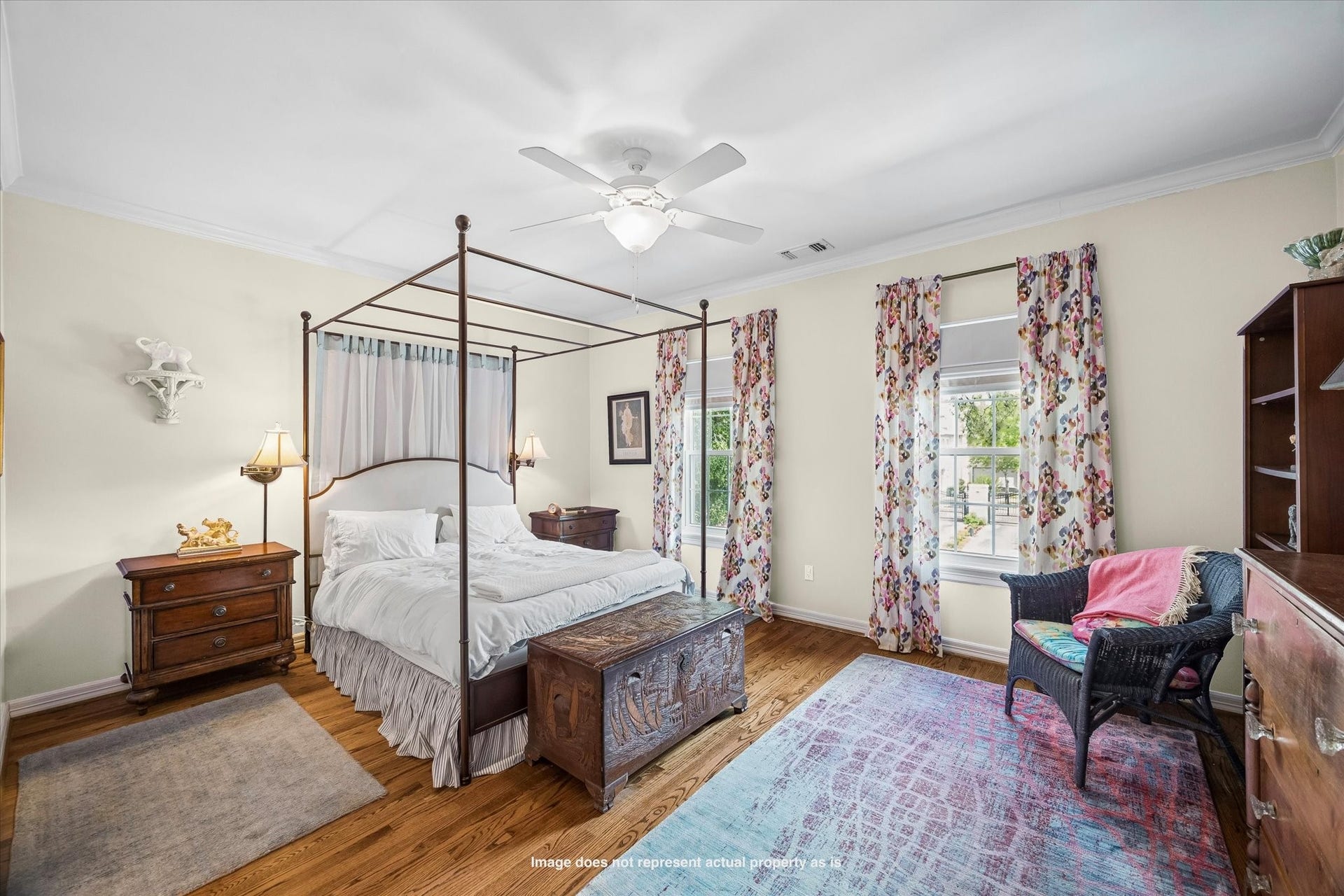 2120 Potomac Drive, #A, Houston, TX 77057 Virtual altered with a new paint color.