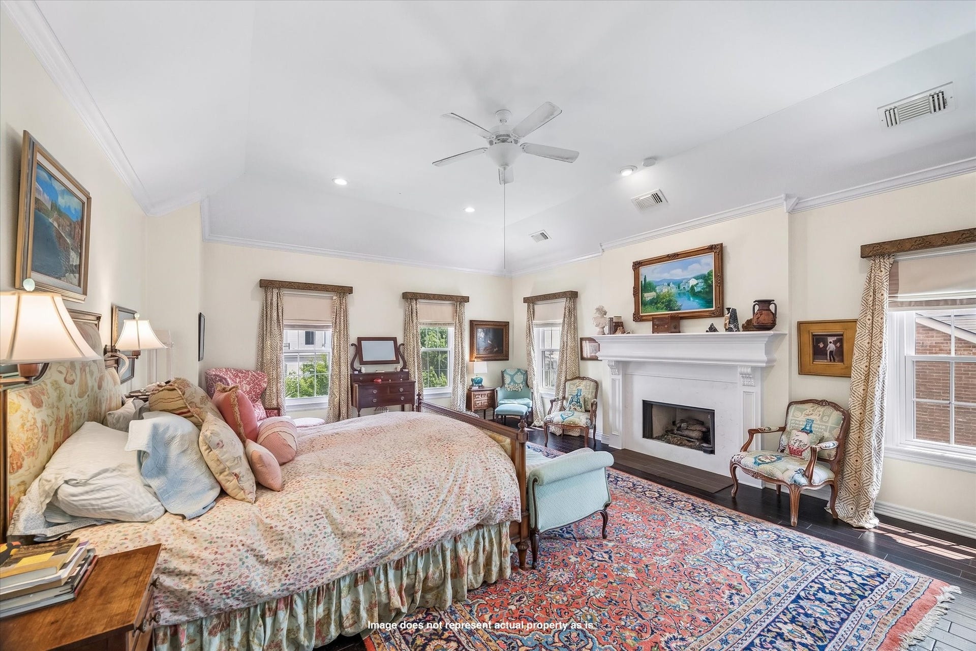2120 Potomac Drive, #A, Houston, TX 77057 Virtually altered to show a neutral paint color!